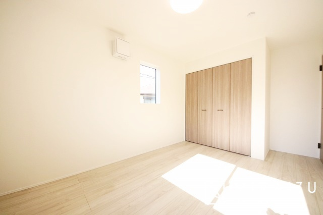 【その他】 | 浴室乾燥機はとても早く乾くパワフル乾燥機。普段の入浴後のカビ防止に10分だけ回していただければ清潔浴室を保てます。冬寒い日の入浴や、小さいお子様、ご年配のご両親様との入浴の際には、浴室を温めておけます