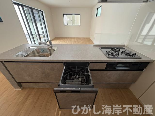 茅ヶ崎市高田1丁目　新築戸建　全４棟のキッチン|食洗器付きシステムキッチン