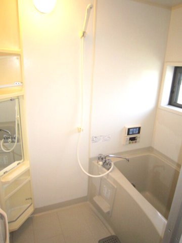 エーデルハイムの浴室|※同タイプの部屋写真です