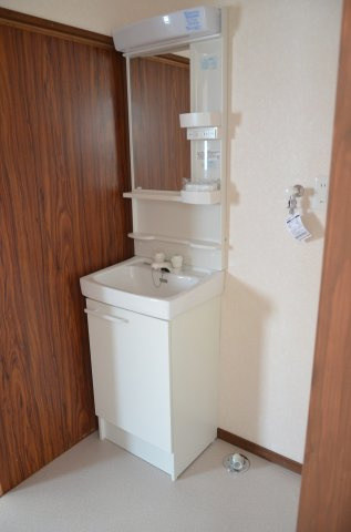 高光アパートの洗面所