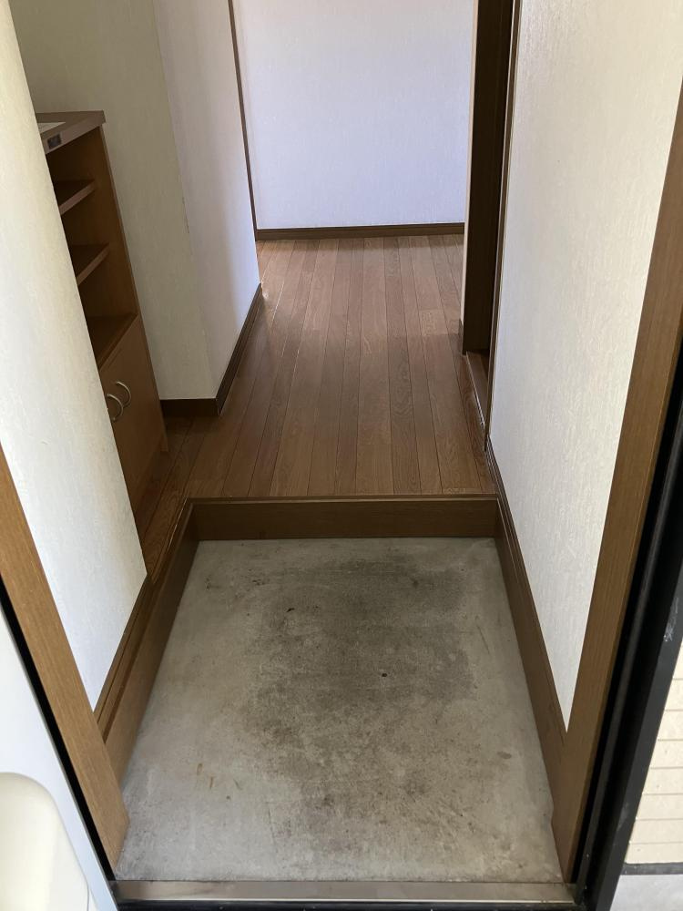 アネックス２１広沢の玄関