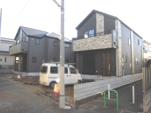 【前面道路含む現地写真】 | 練馬区富士見台3丁目新築戸建全３棟　残２棟 | 前面道路含む現地写真です
