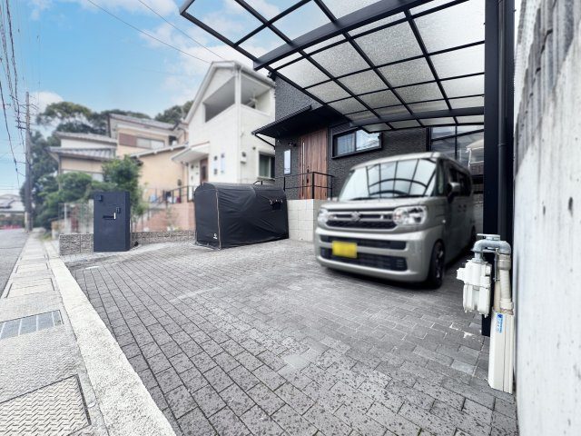 【駐車場】の画像