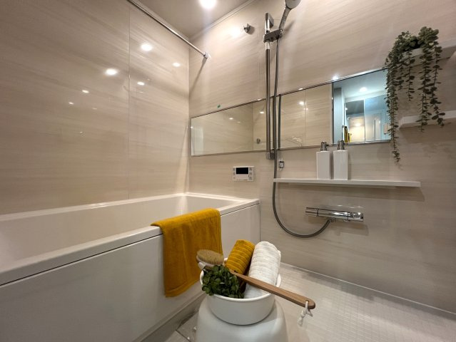 横浜駅までドアtoドア１０分！コスモ星川パークステージの浴室|日々の暮らしに欠かせないお風呂です