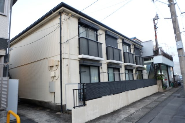 パーシモンコートの外観