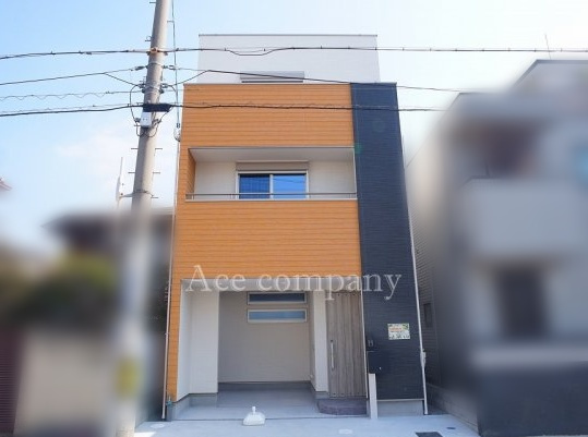 【外観】 | 東大阪市鳥居町 | 【新築完成済み☆前道広々！敷地間口ゆったり整形地☆】ローン返済目安：月々約68663円（頭金0円、変動金利0.875％、返済期間40年、ボーナス払い無しで試算しています）