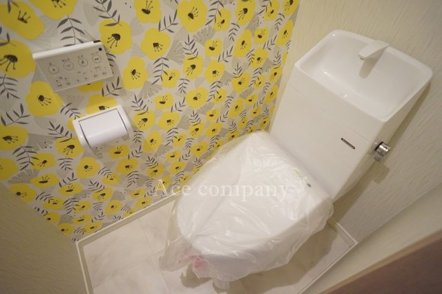 【トイレ】 | 東大阪市鳥居町 | トイレは1階と2階の2ヶ所に完備♪こちらは1階のシャワートイレです☆