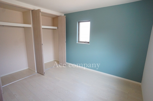 【寝室】 | 東大阪市鳥居町 | 【3階：洋室6.1帖】大容量のクローゼット完備です！