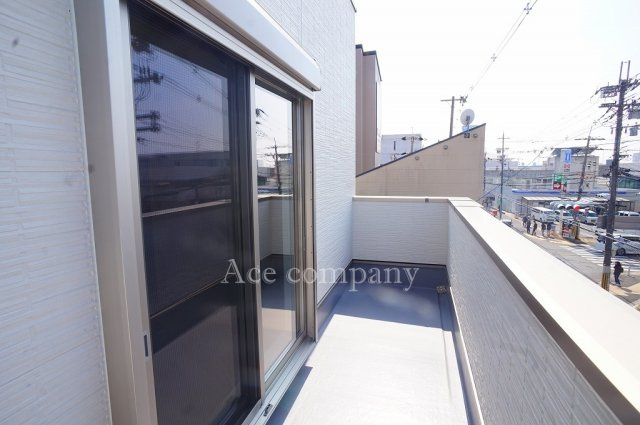 【バルコニー】 | 東大阪市鳥居町 | 2階よりもワイドタイプのバルコニー☆西向きです☆