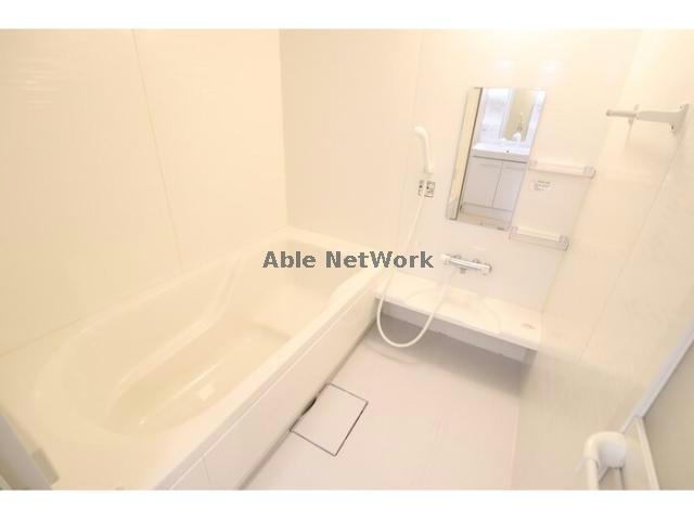 シュロス蒲地Bの浴室|追い炊き機能付きバス