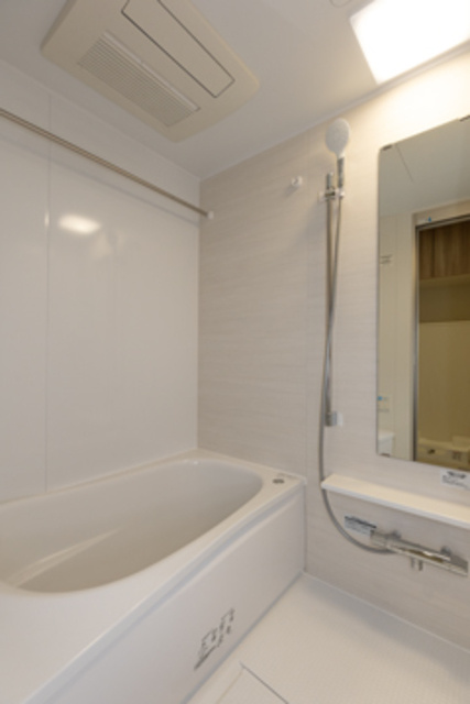 レガシス中目黒の浴室|※写真は同タイプ住戸です。