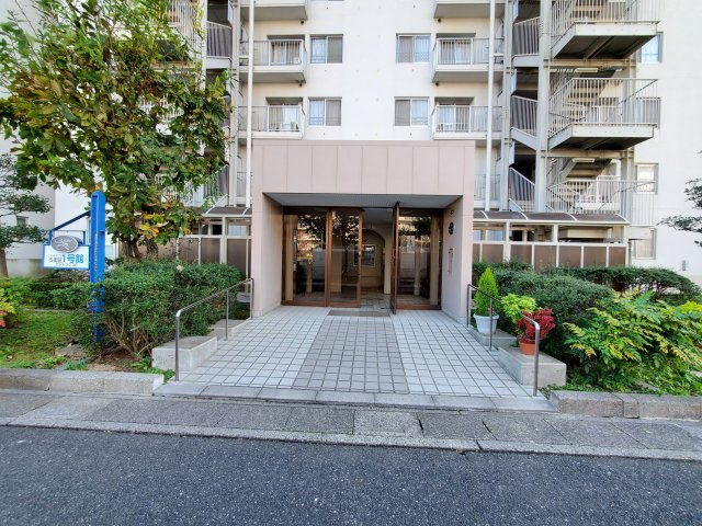 パークフィールドみさと5街区1号館のエントランス|エントランスです