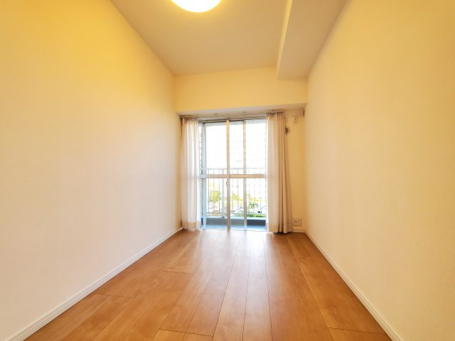 パークフィールドみさと5街区1号館の洋室|きれいな洋室です