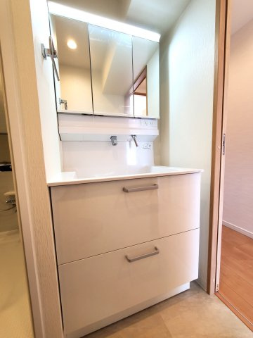 パークフィールドみさと5街区1号館の洗面所|家族全員が使用する洗面所はお掃除もしやすく使い勝手が良いです