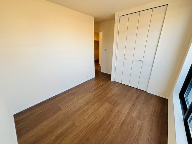 リーブルガーデン／北区鶴羽田第七／１号棟の洋室