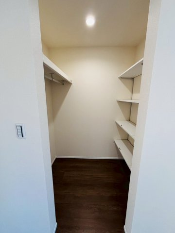 リーブルガーデン／北区鶴羽田第七／１号棟の収納