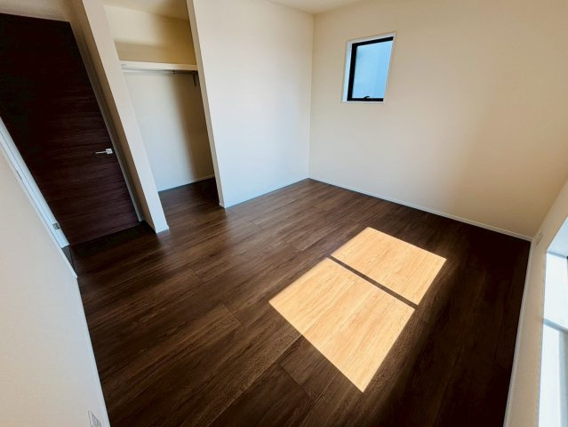 リーブルガーデン／北区鶴羽田第七／１号棟の洋室