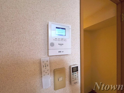 【セキュリティ】 | ヴィアトール | モニター付きインターホンです