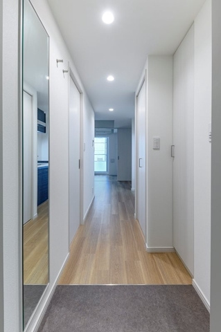 新品家具付きマンション新川3(KaGood東京)の玄関