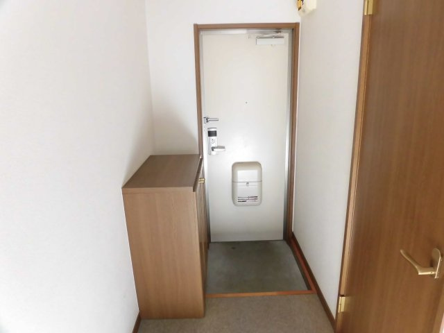 メゾン・ロールピュールの玄関