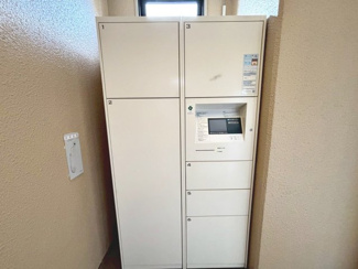 【設備】 | 堺柳之町アーバンコンフォート | 宅配ボックスがあるので、不在時でも荷物が受け取れて便利ですね！