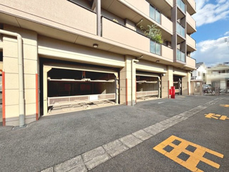 【駐車場】 | 堺柳之町アーバンコンフォート | 親切・丁寧を心がけ、お客様目線で物件探しのお手伝いをさせて頂きます♪お気軽にお問い合わせください！