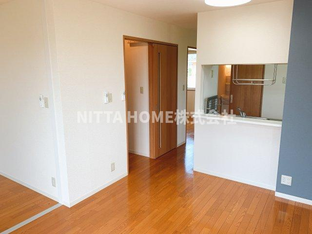 リジエール南屋敷Ⅰ・Ⅱの居間・リビング|リビングは11.9帖です♪