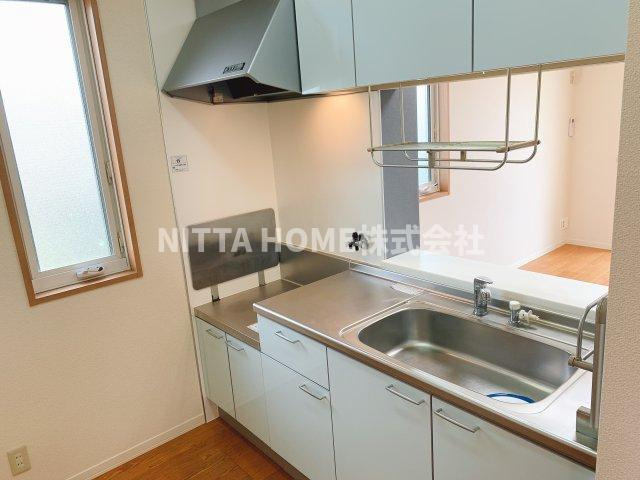 リジエール南屋敷Ⅰ・Ⅱのキッチン|キッチンは人気の対面型キッチンです★