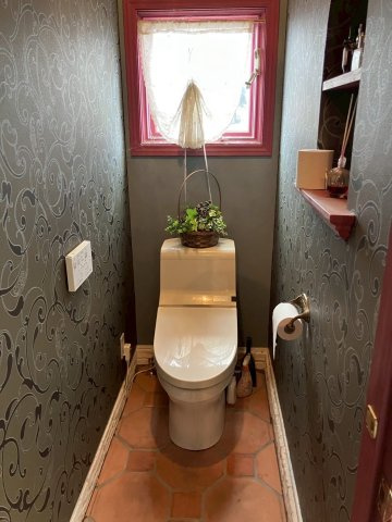 新宿テナントAのトイレ