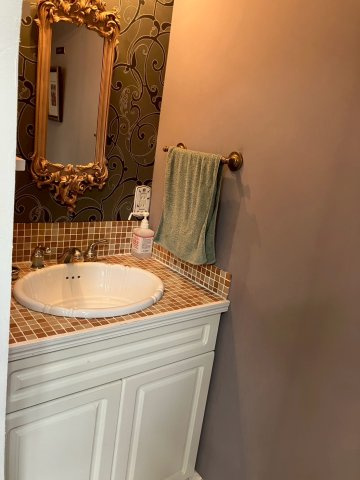 新宿テナントAの洗面所