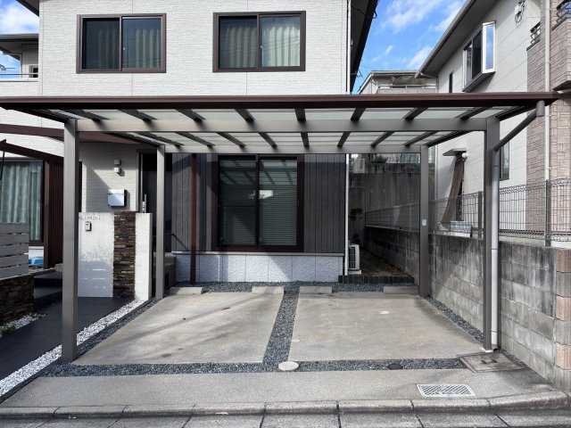 中古戸建　伴北7丁目の駐車場