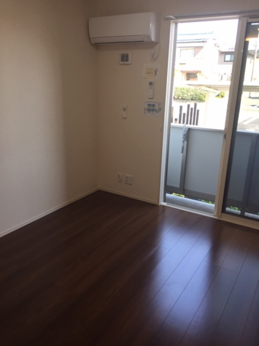 エレガンス三本木の居間・リビング