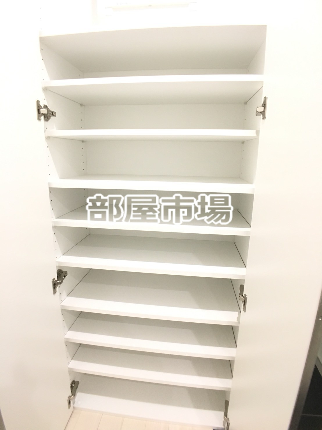 オーキッドレジデンス秋葉原の玄関|シューズボックス