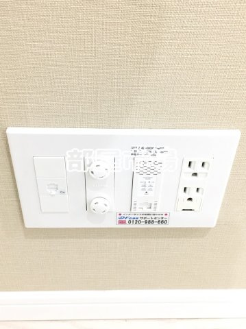 オーキッドレジデンス秋葉原の設備|マルチメディアコンセント