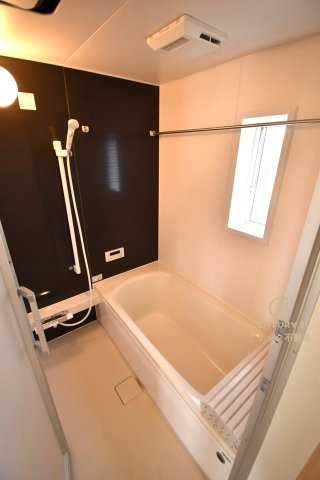 Cradlegarden　 ひたちなか市磯崎町　第3　2の浴室|ゆったりした1坪タイプシステムバスです。追い焚き機能付きで生活時間の違うご家族にもとても便利です！