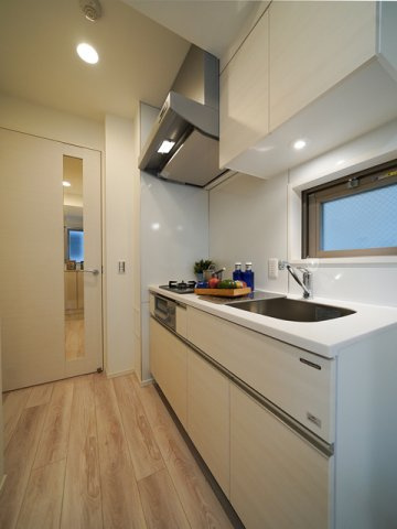 プライマル上野・稲荷町のキッチン|※写真は同タイプ住戸です。