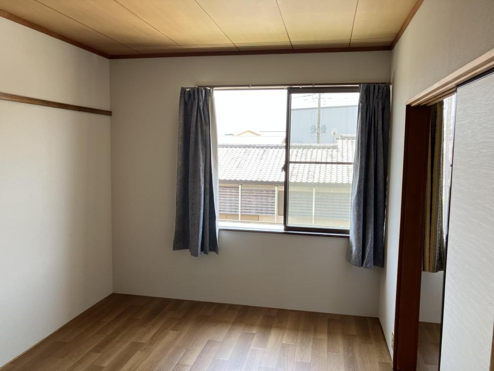 コーポアルファの洋室