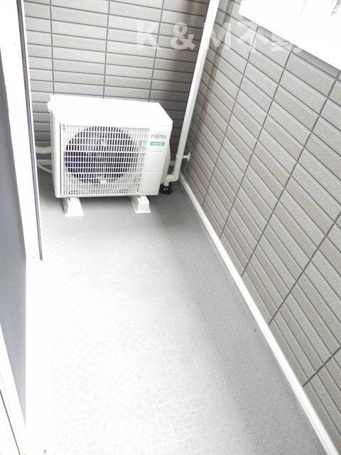 メルベイユ　２のバルコニー|暖かな日差しのふりそそぐバルコニー