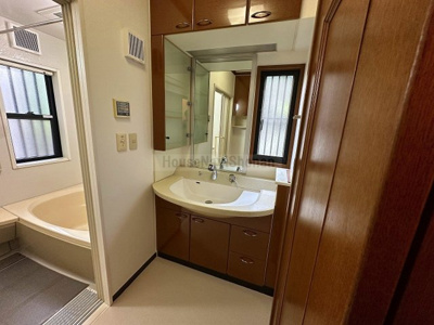 【洗面所】 | 鎌倉市手広2丁目貸家