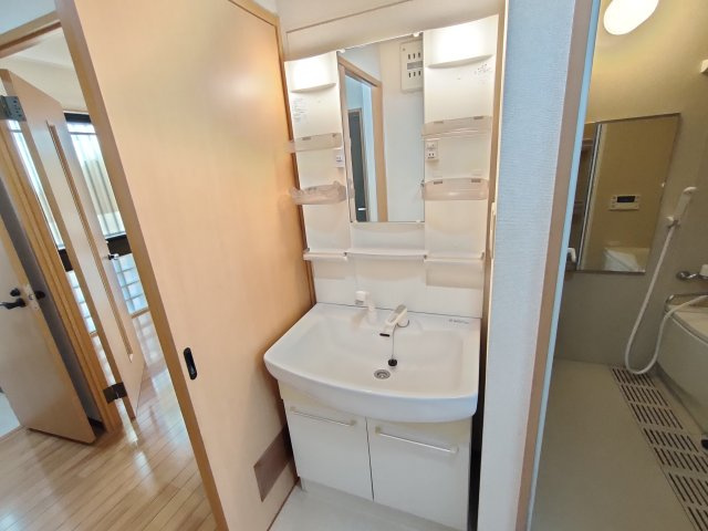 ボヌール奥戸の洗面所