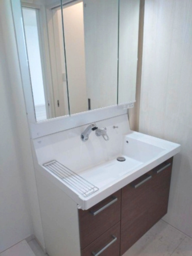 神戸市西区伊川谷町有瀬の独立洗面台