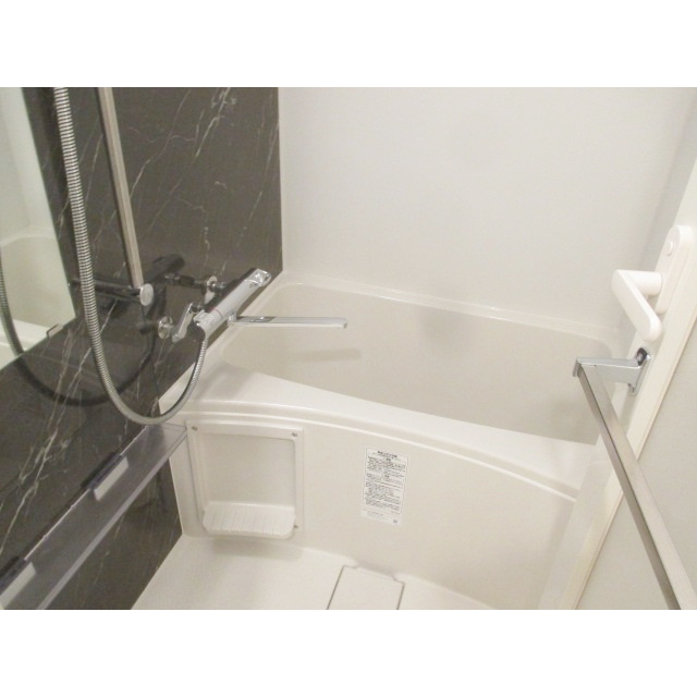 AZEST関内の内装