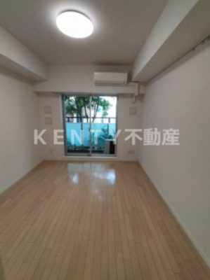 【居間・リビング】 | ル・エル・ブラン | ゆったり過ごせるリビングです