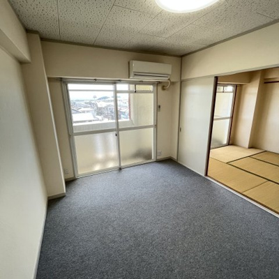 【内装】 | プラムA