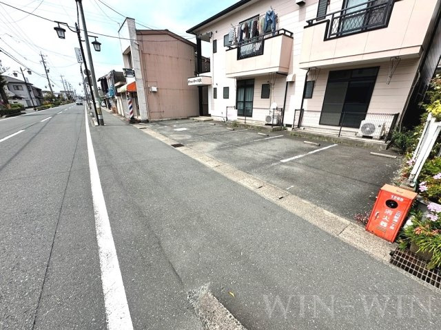 グリーンステージはなの駐車場