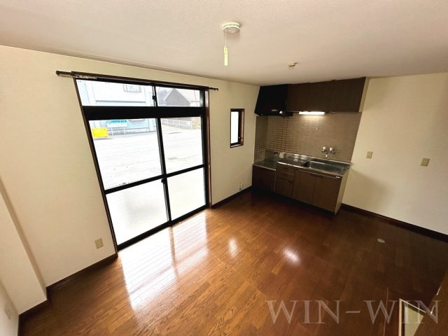 グリーンステージはなの居間・リビング|イメージ（同建物内別部屋の写真です）