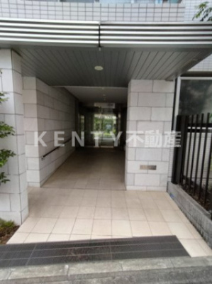 【エントランス】 | ル・エル・ブラン | 毎日通るエントランスはこのようになっています