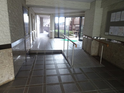 【エントランス】 | シティライフ空港南２