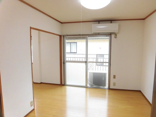 ふみやハイツの居間・リビング