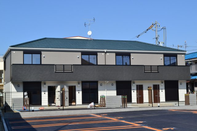 ＢＲＩＧＨＴ　ＷＩＮＧの外観